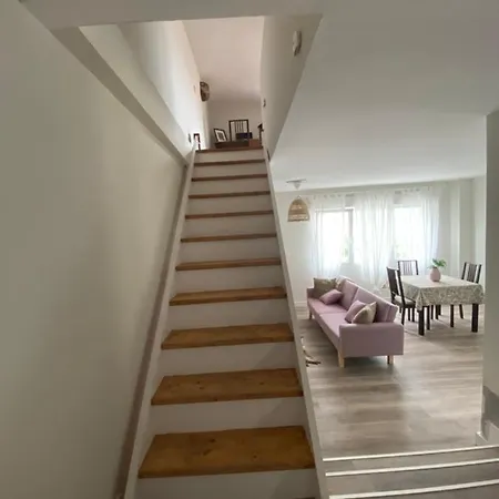 Con Jardin Y Vistas En El Centro De